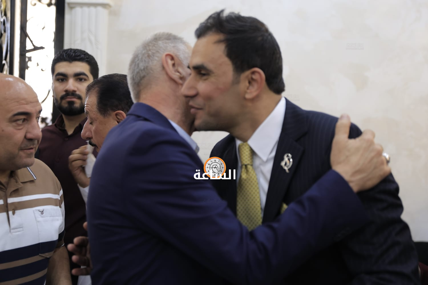 Madar Al-Saa Images 0.4992886000941177