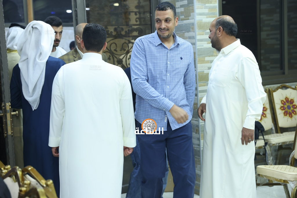 Madar Al-Saa Images 0.24475674827396188