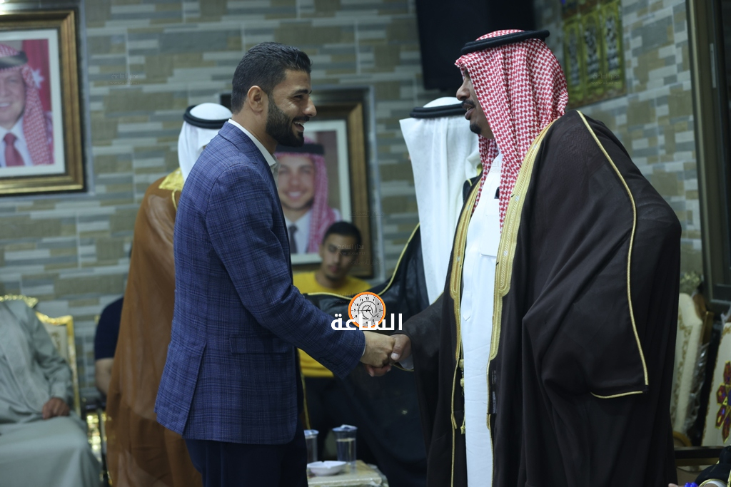 Madar Al-Saa Images 0.9204106875893822
