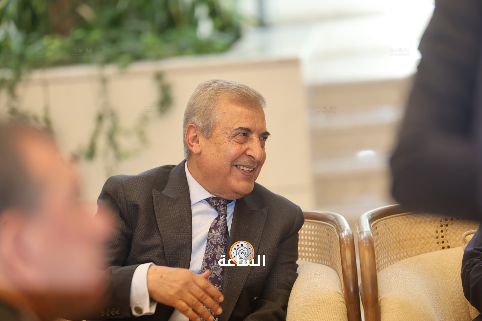 Madar Al-Saa Images 0.8432880361214476