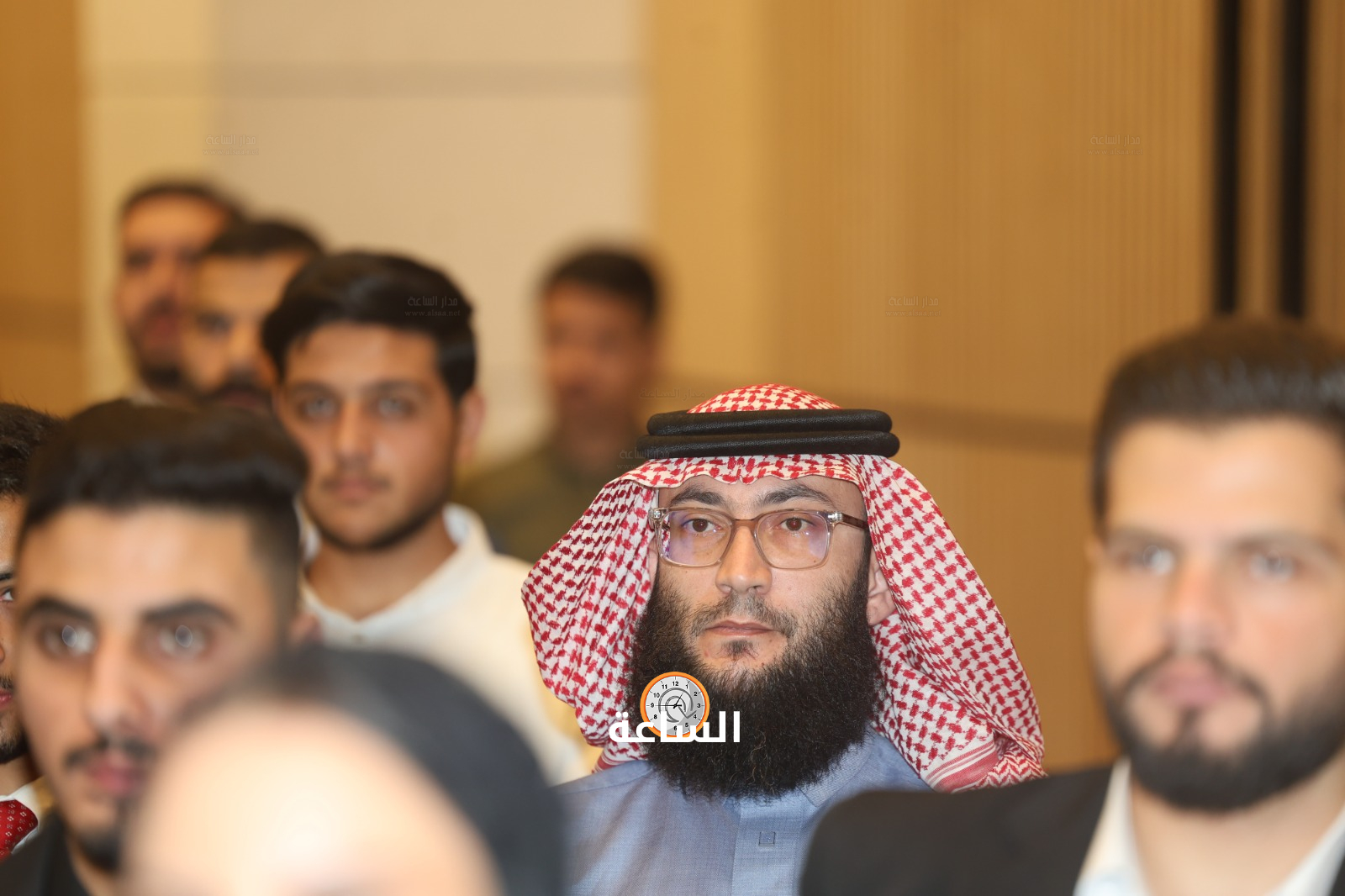 Madar Al-Saa Images 0.20151106698755727