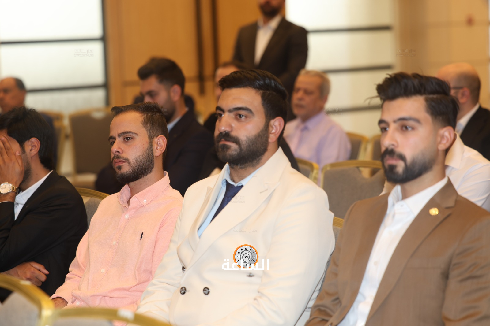 Madar Al-Saa Images 0.3117892415917214