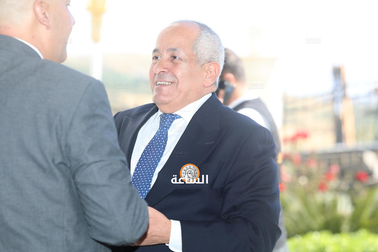 Madar Al-Saa Images 0.1787336561193945