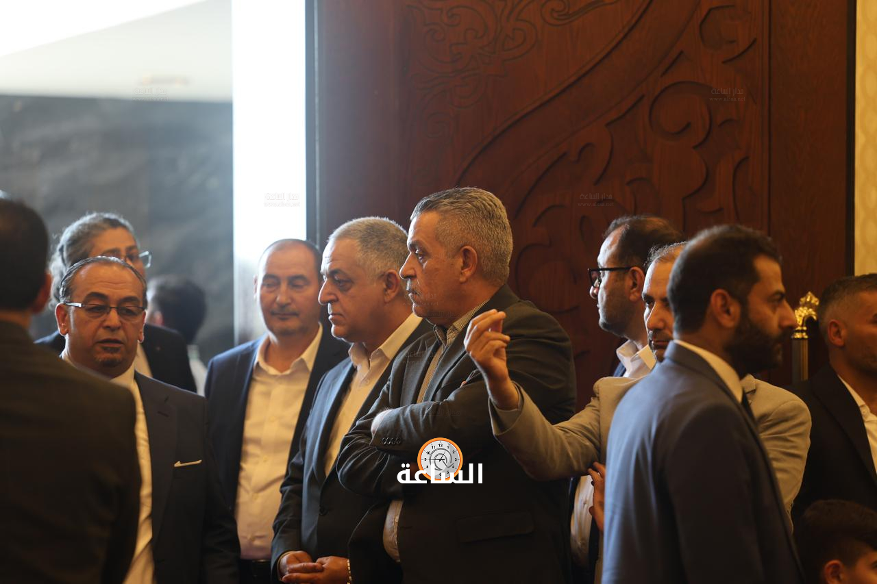 Madar Al-Saa Images 0.7758843857291092