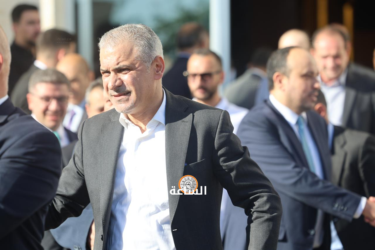 Madar Al-Saa Images 0.09210018081587323