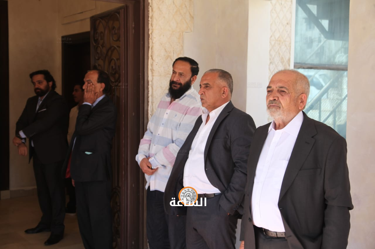 Madar Al-Saa Images 0.7038966978970759