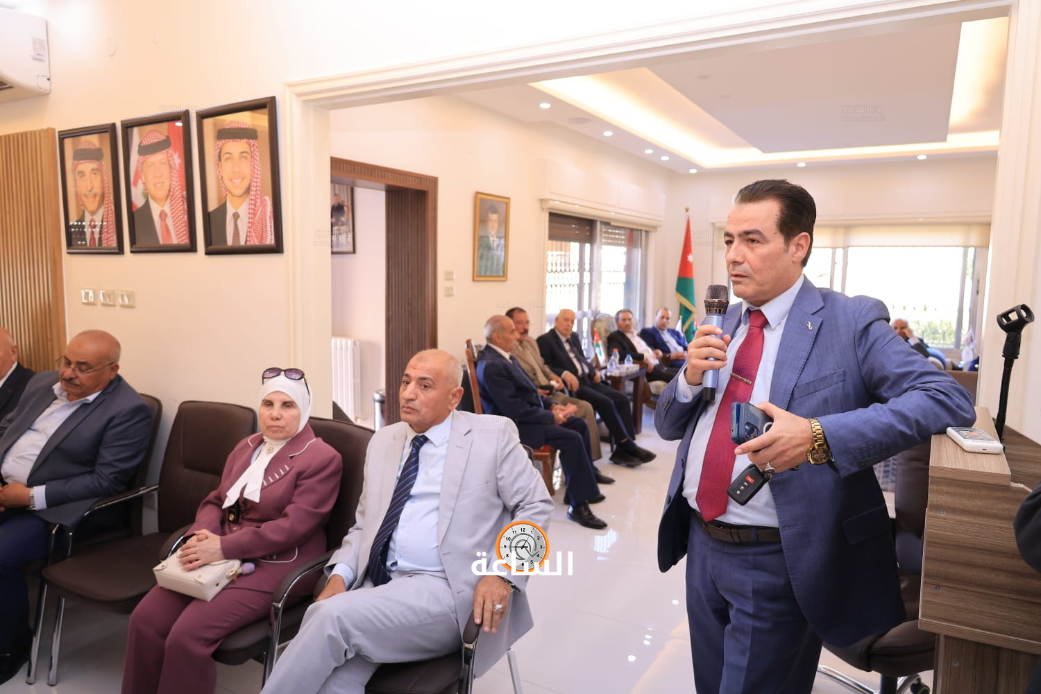 Madar Al-Saa Images 0.3752905498218455