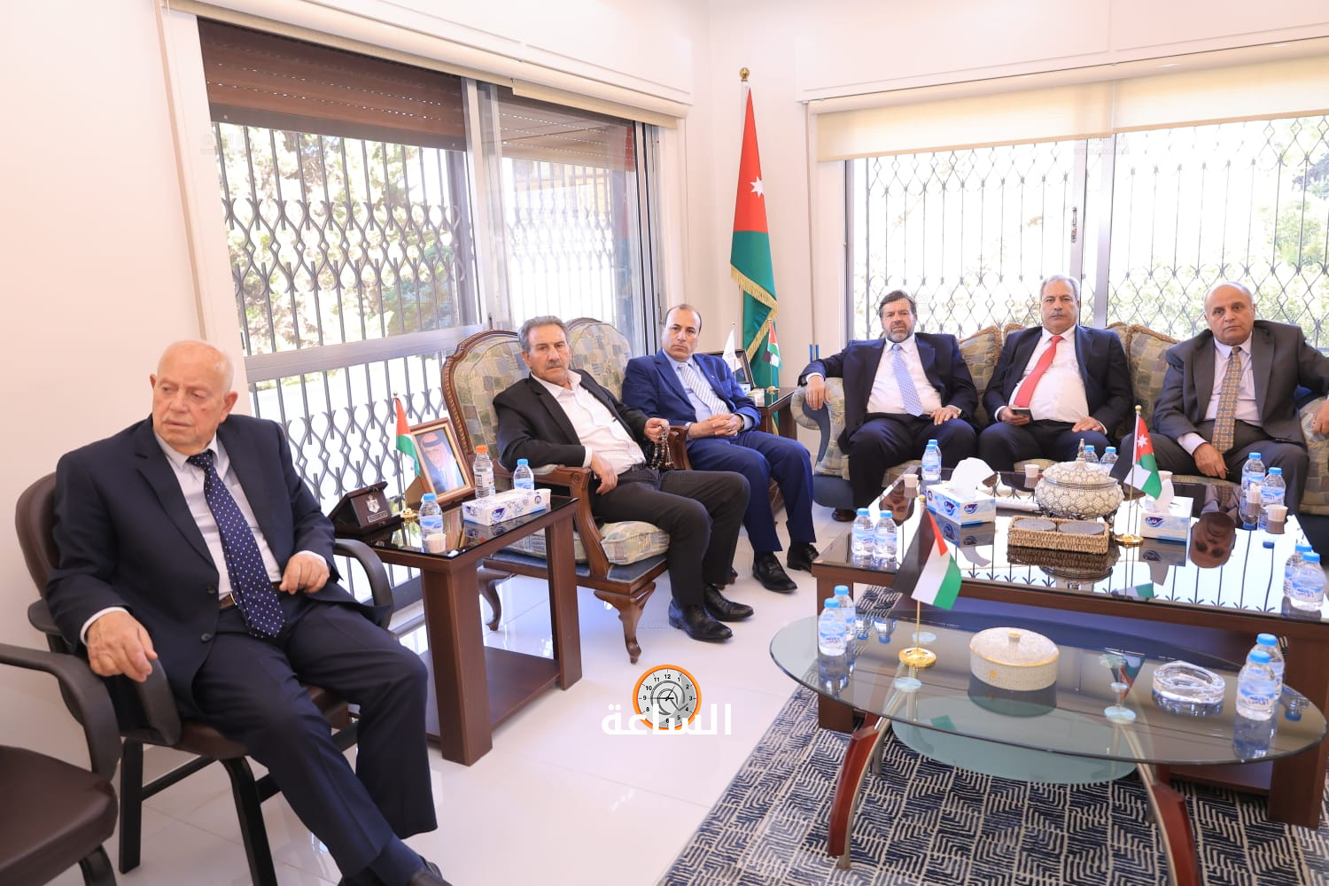 Madar Al-Saa Images 0.4471833230153208