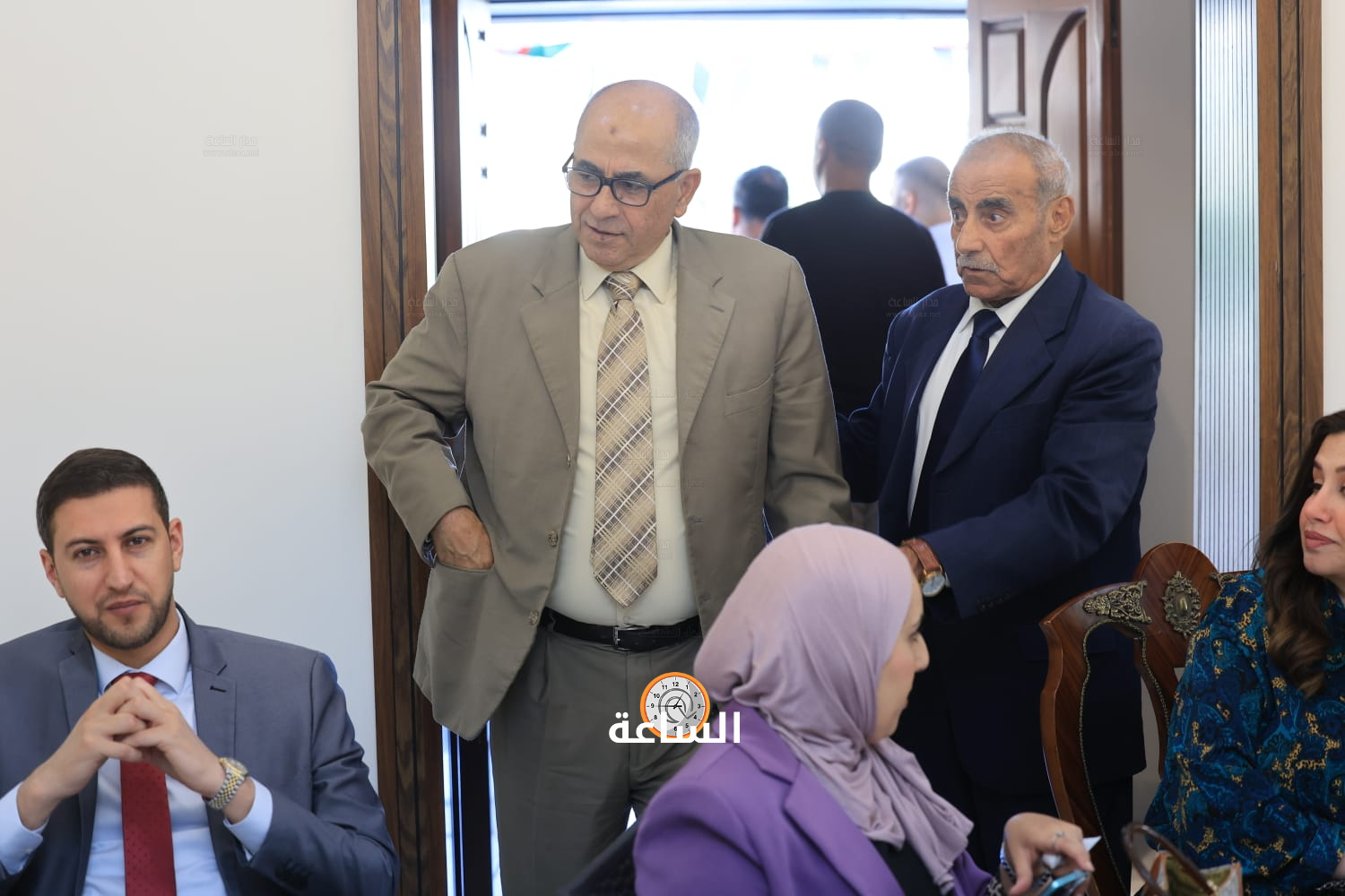 Madar Al-Saa Images 0.834205929903834