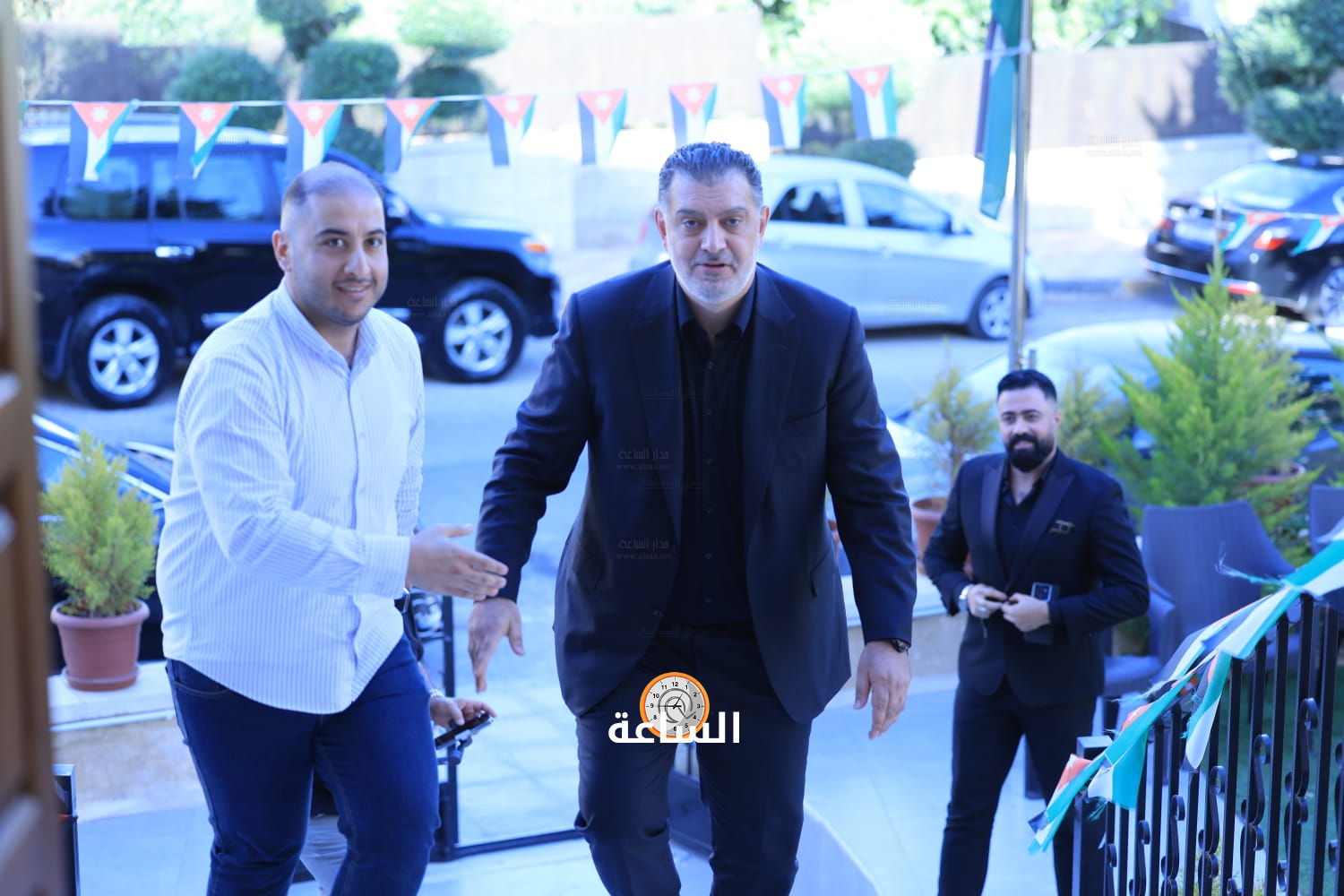 Madar Al-Saa Images 0.14233251042152606