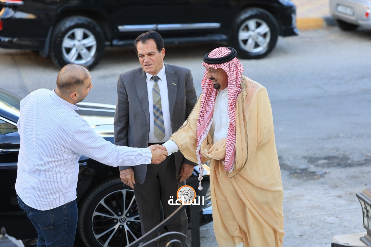 Madar Al-Saa Images 0.18444294167871123