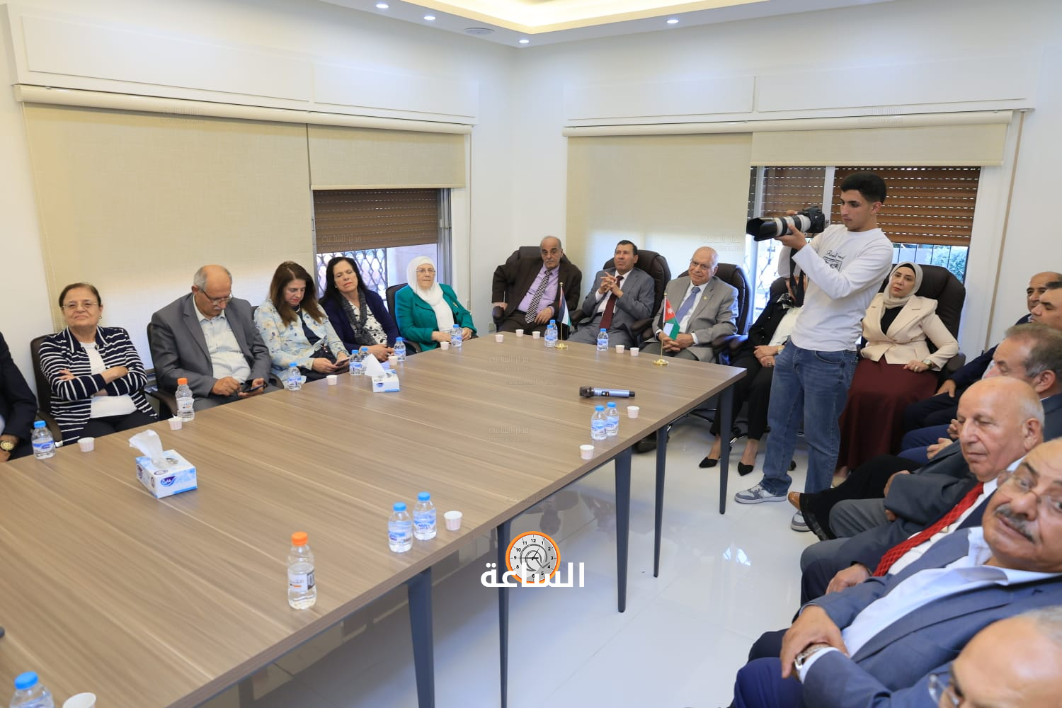 Madar Al-Saa Images 0.014062468982659393