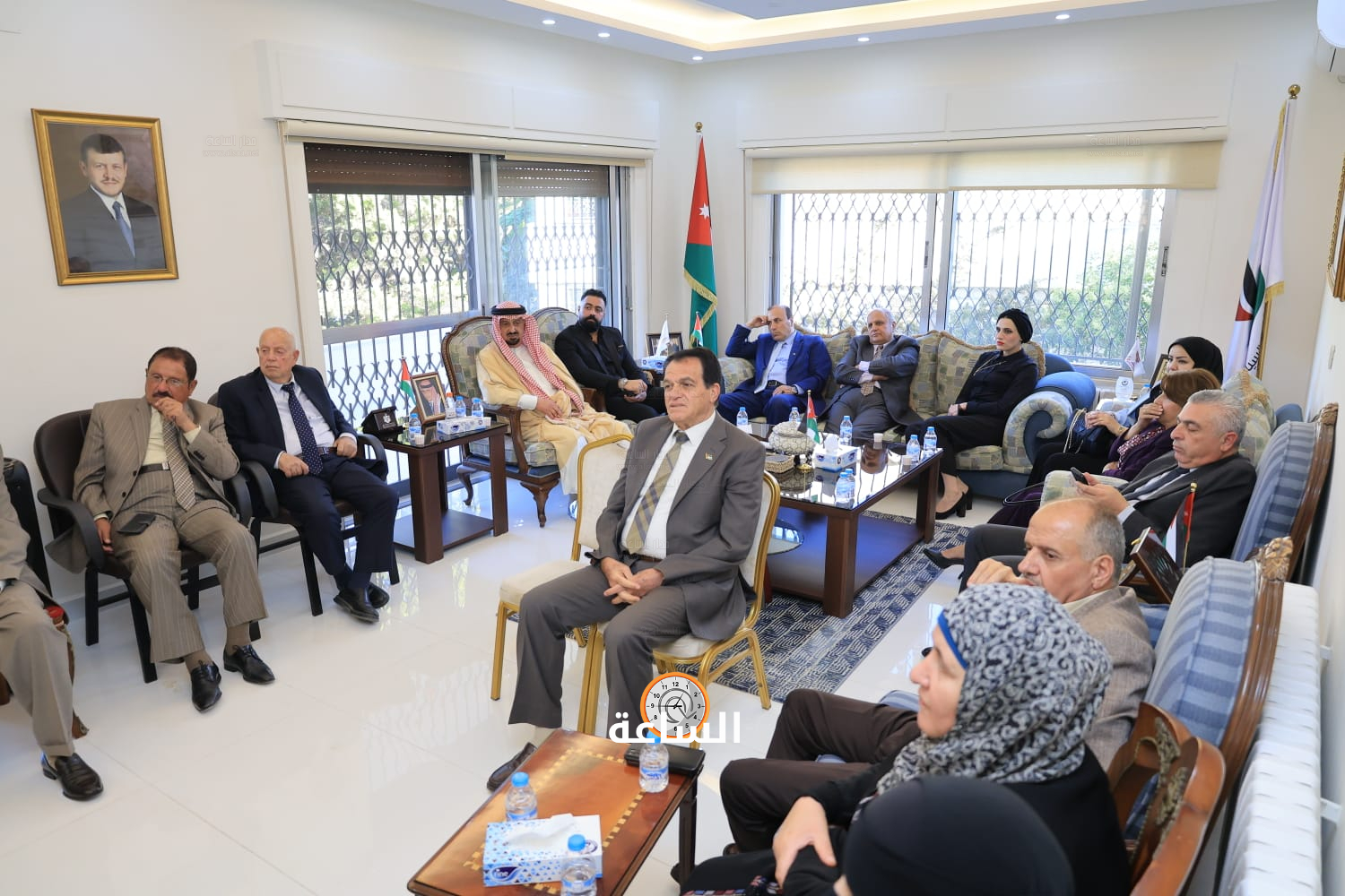 Madar Al-Saa Images 0.1697458934776772