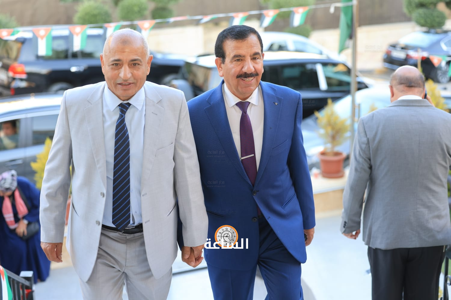 Madar Al-Saa Images 0.6101066722937469
