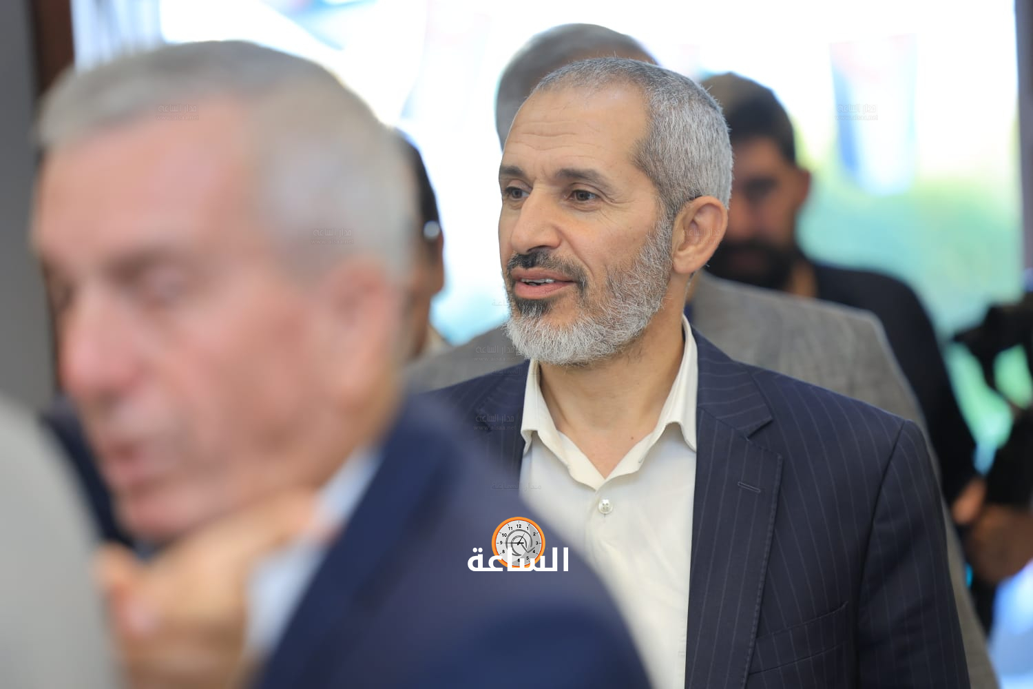 Madar Al-Saa Images 0.9828511424280008