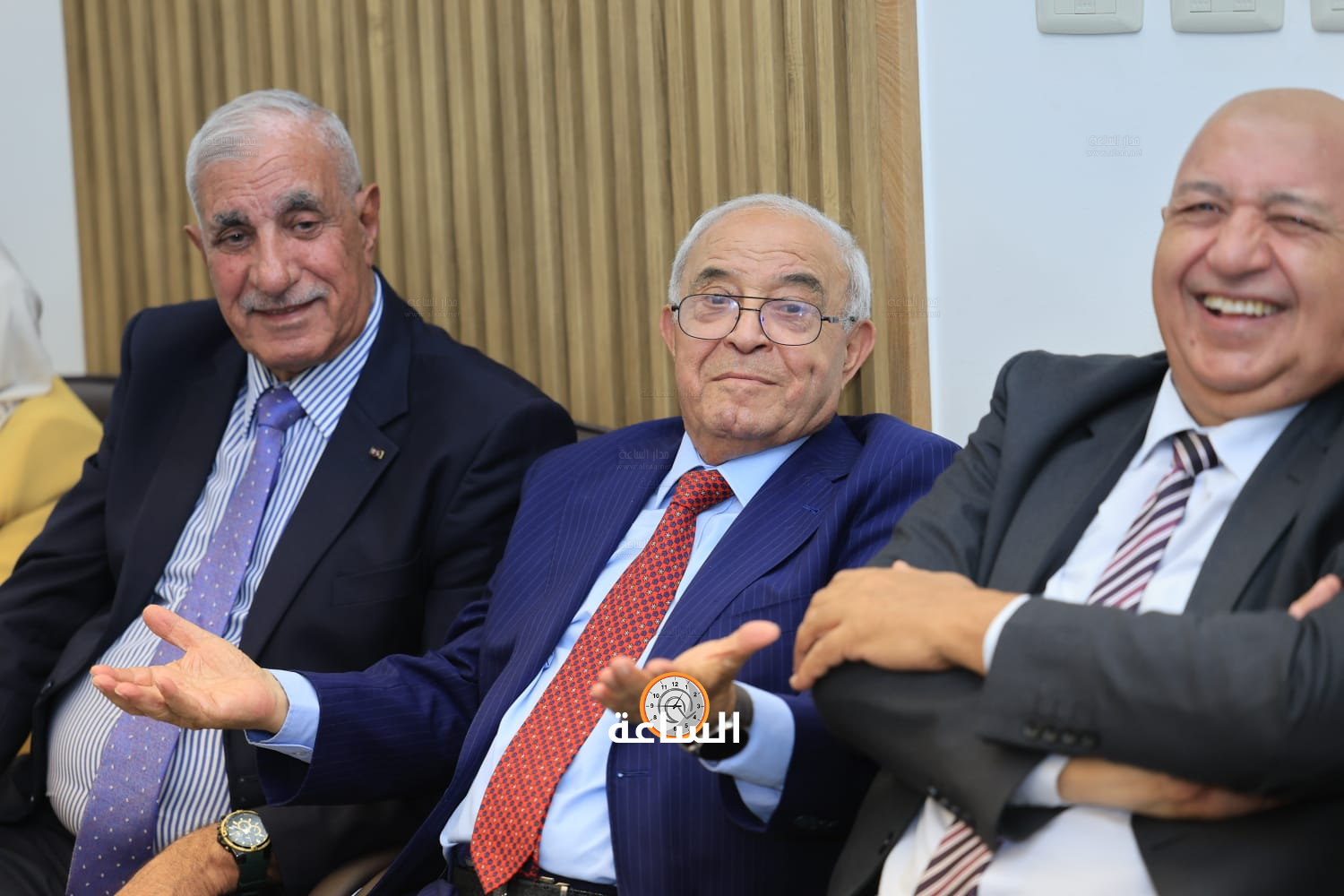 Madar Al-Saa Images 0.47684579690069784