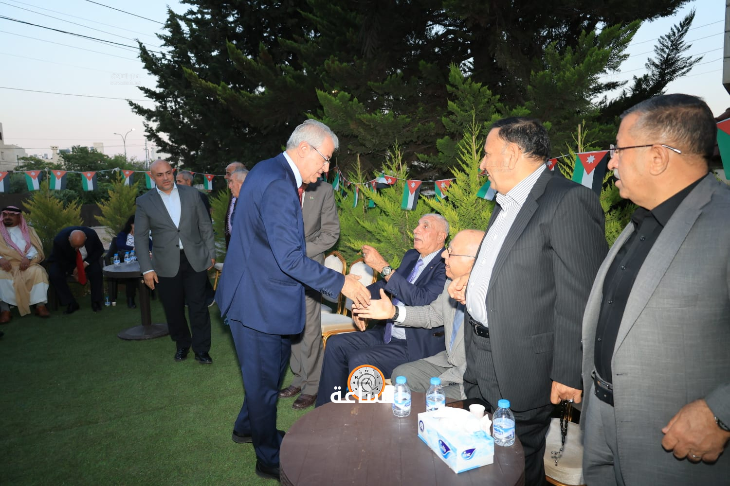 Madar Al-Saa Images 0.48948895163860684
