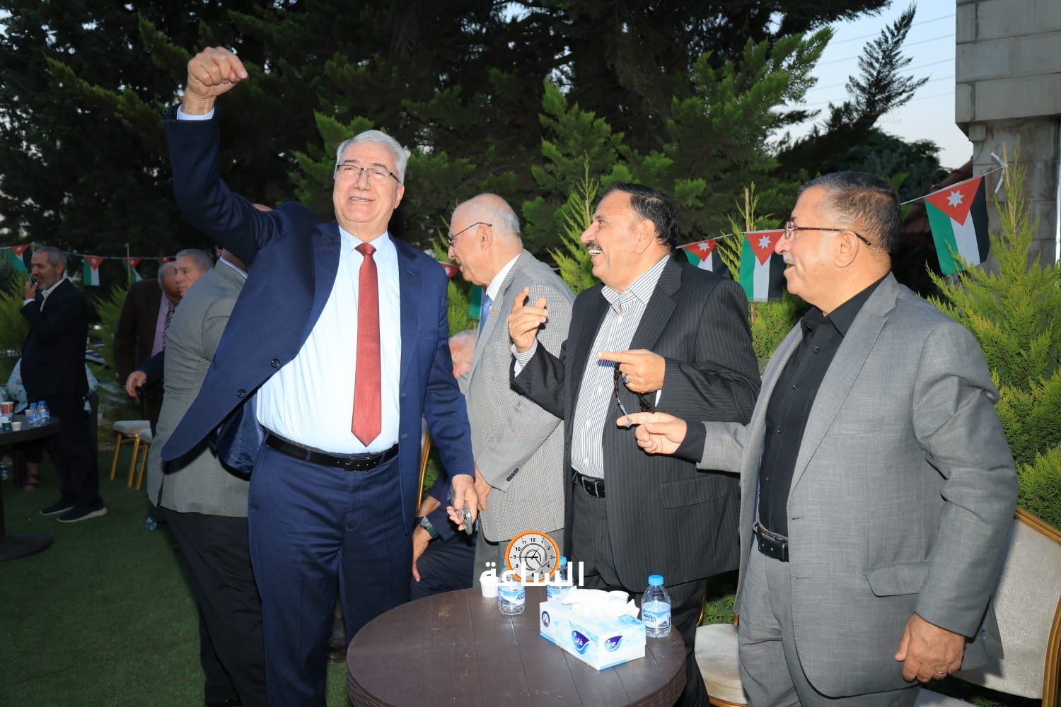 Madar Al-Saa Images 0.9979626238537216
