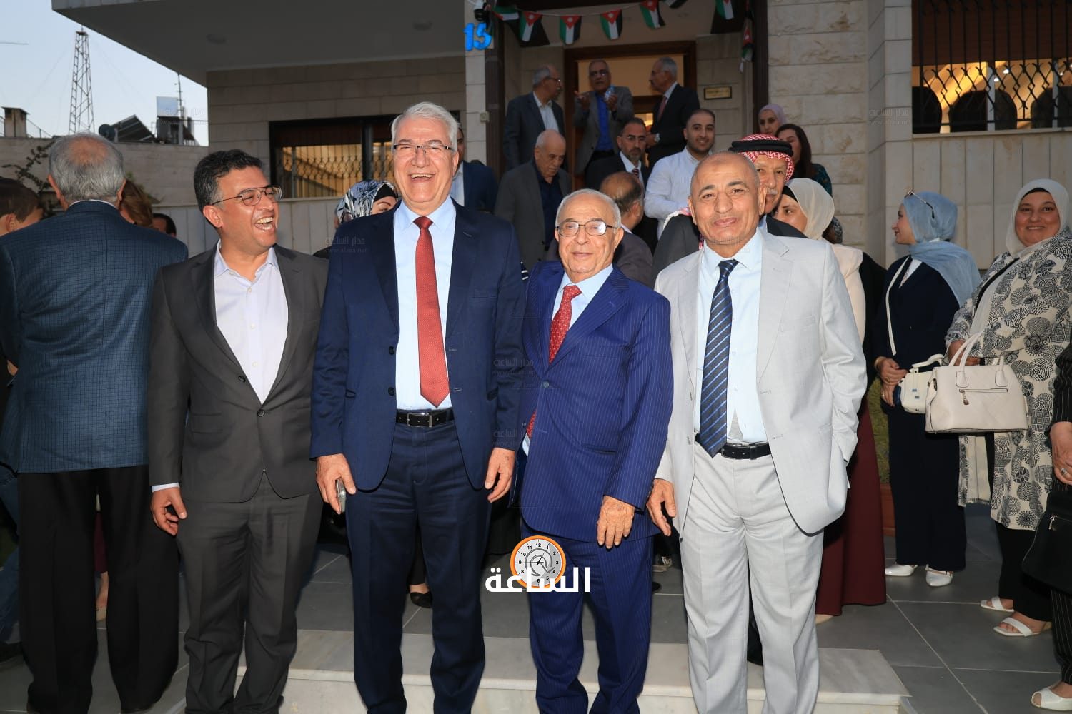 Madar Al-Saa Images 0.4824789867155296