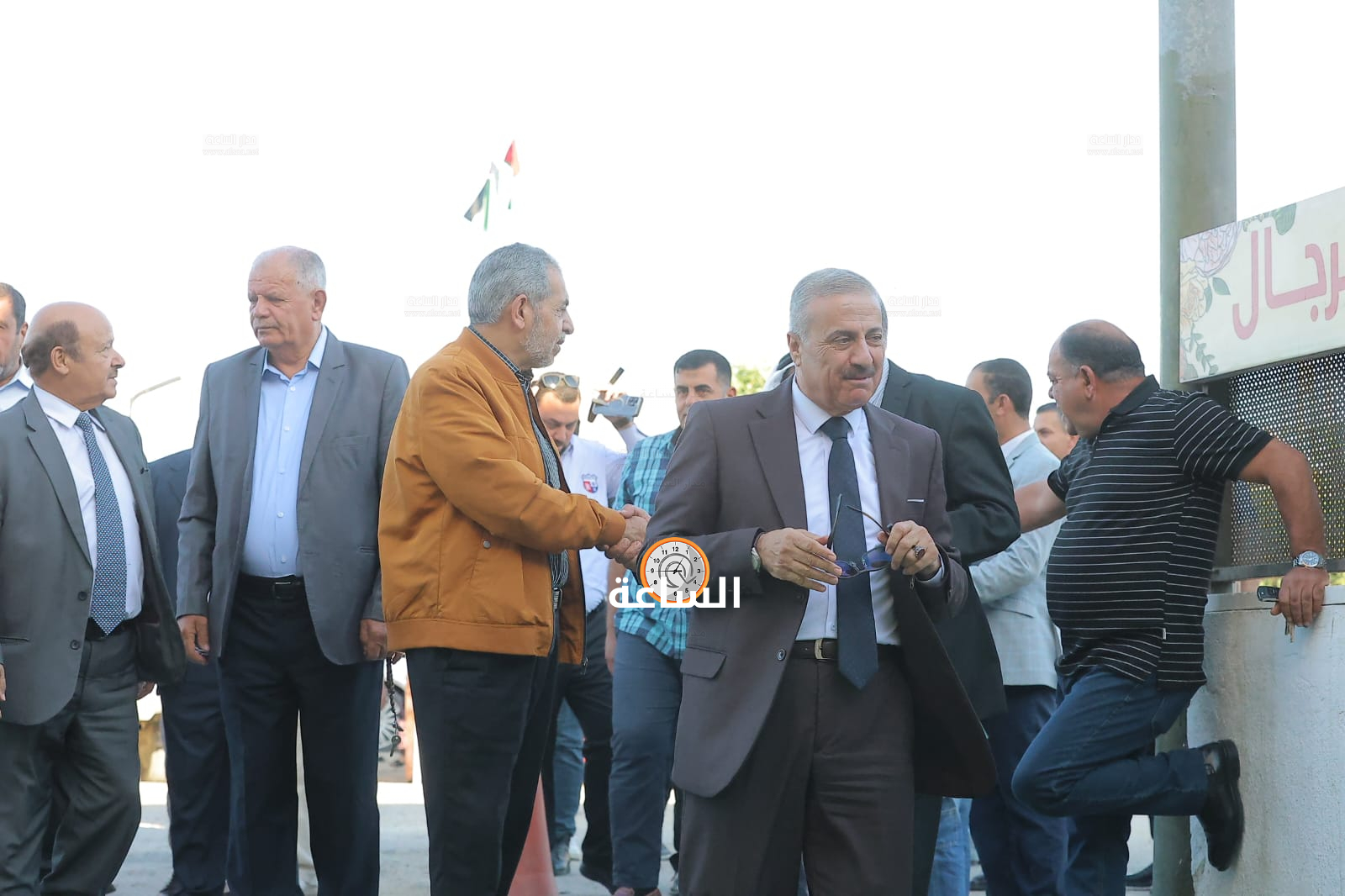 Madar Al-Saa Images 0.054226349968542475