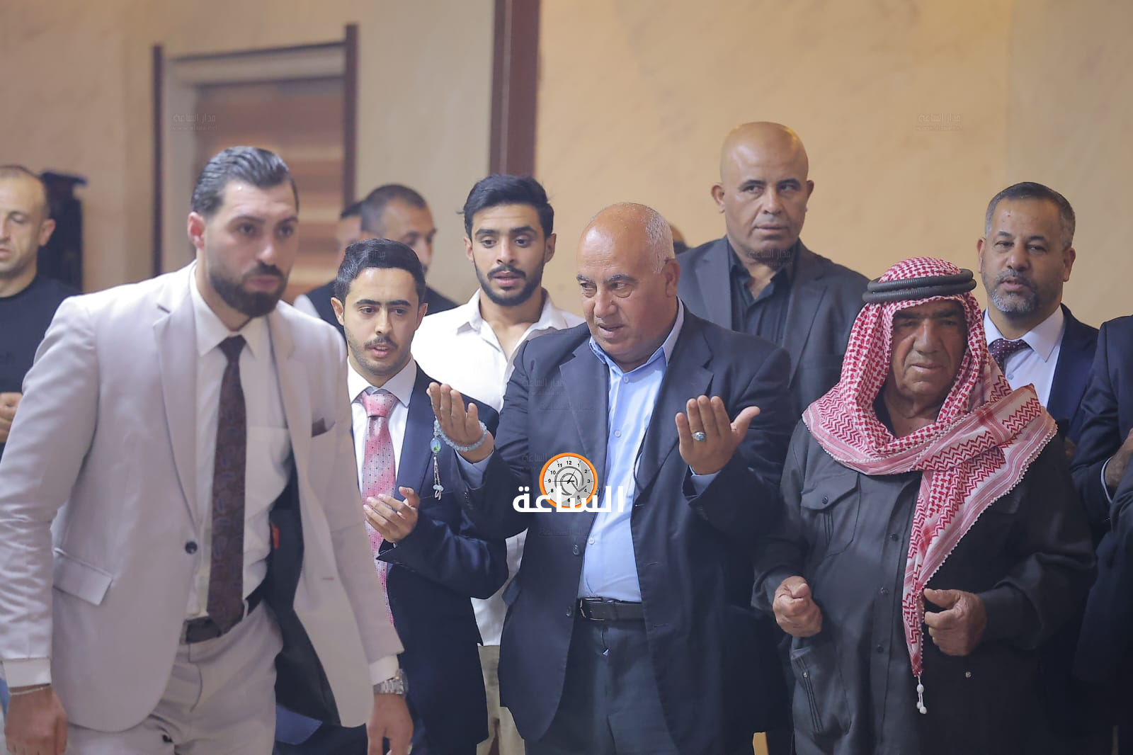 Madar Al-Saa Images 0.521670308519697