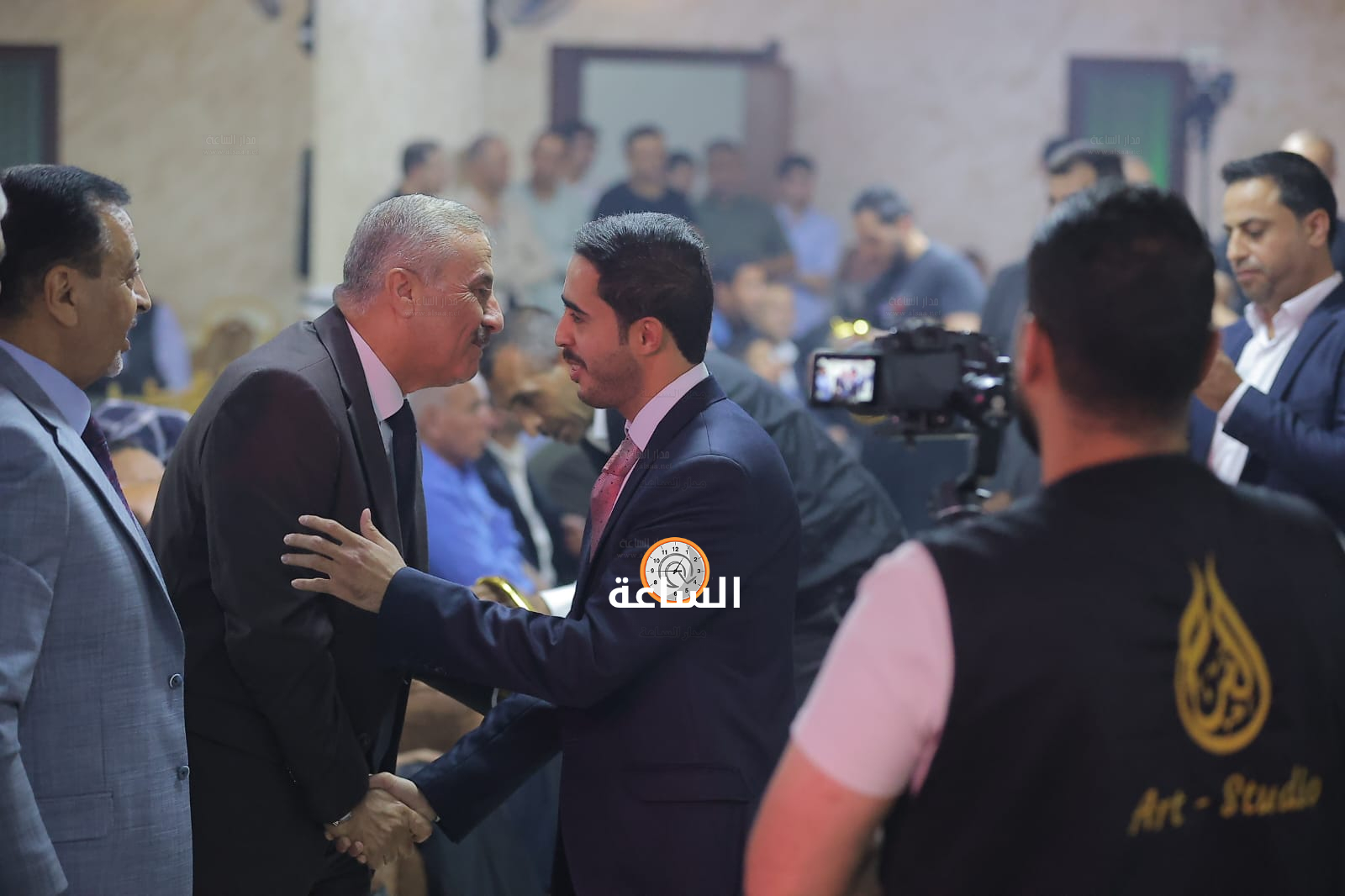 Madar Al-Saa Images 0.8301278138126682