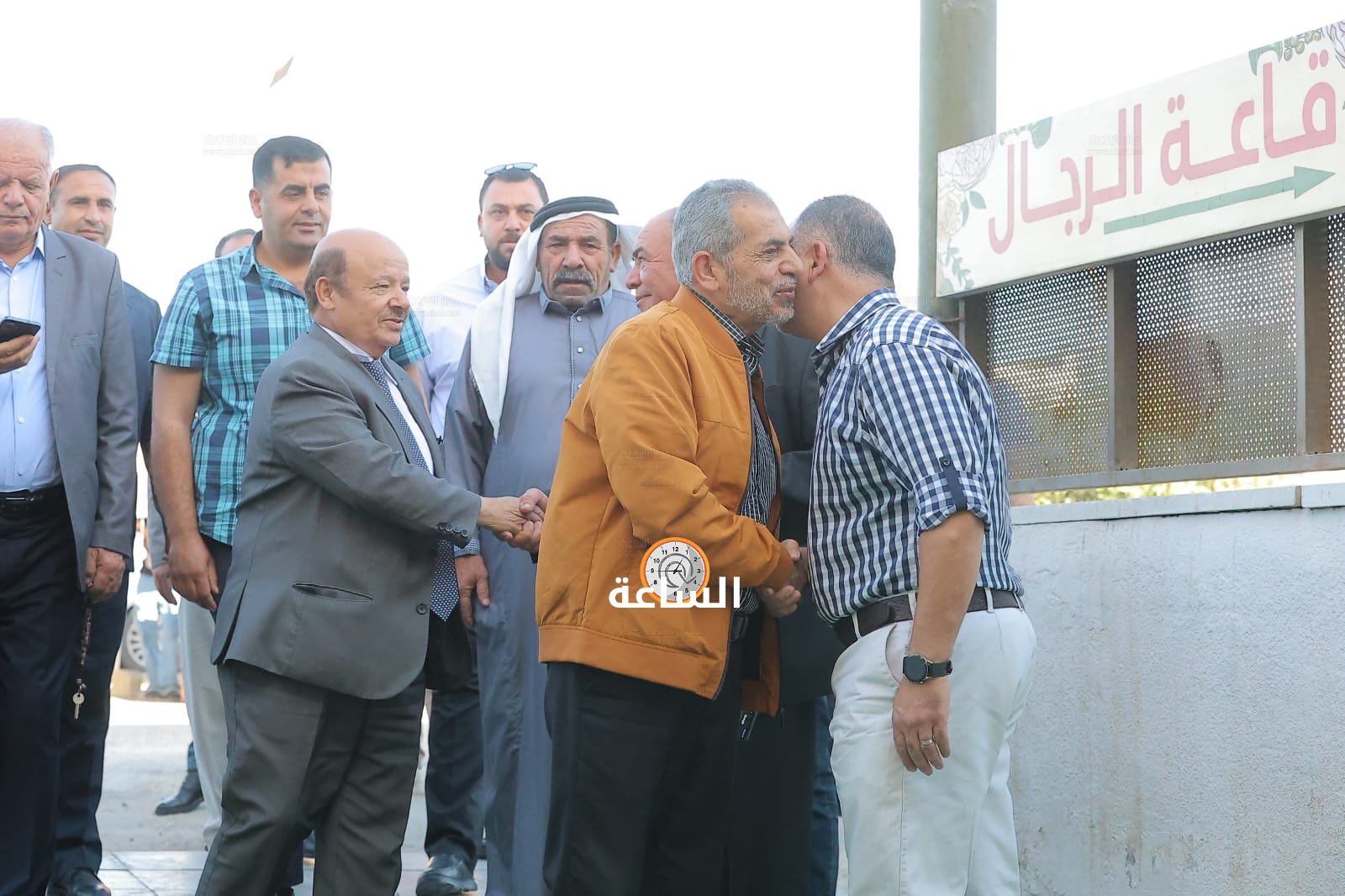 Madar Al-Saa Images 0.6102959535506814