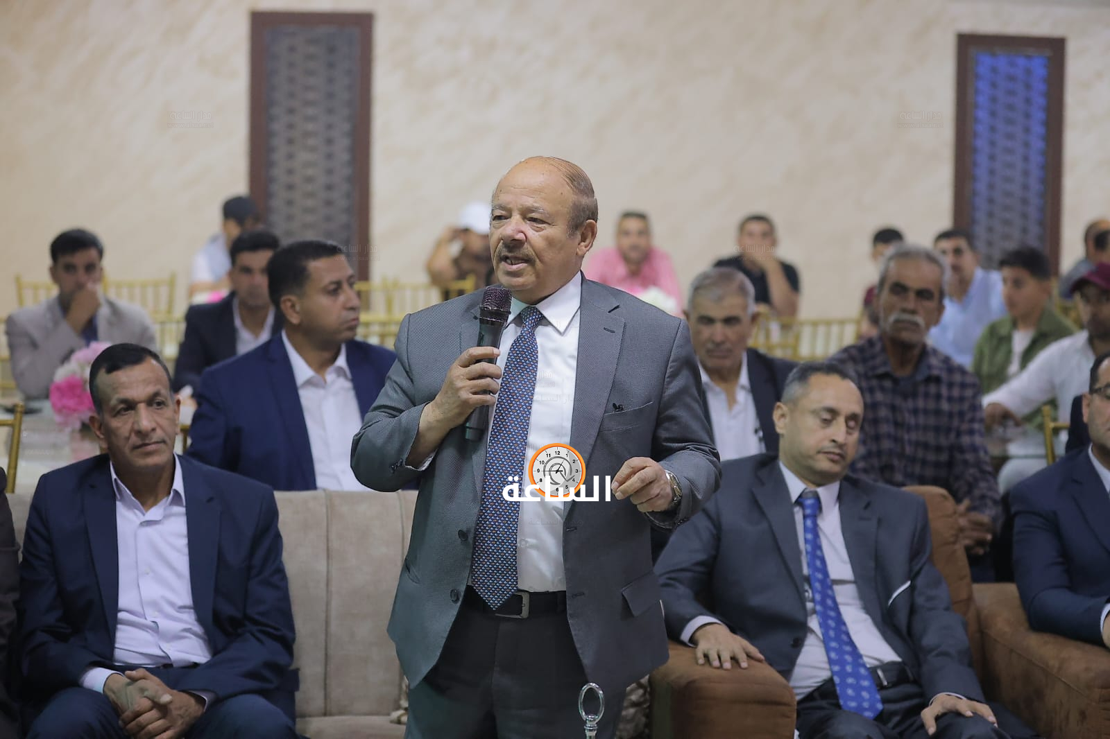 Madar Al-Saa Images 0.6827059693380522