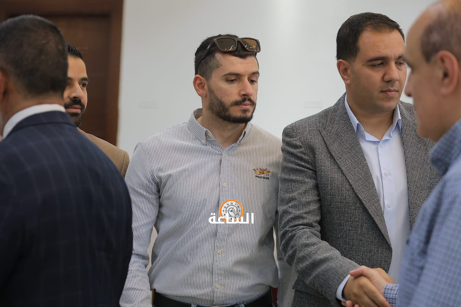 Madar Al-Saa Images 0.48342378685434184