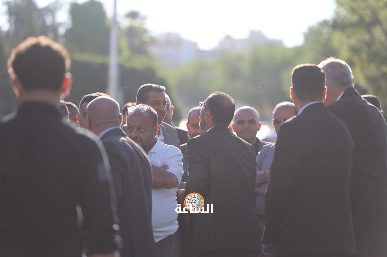 Madar Al-Saa Images 0.5506279619494083