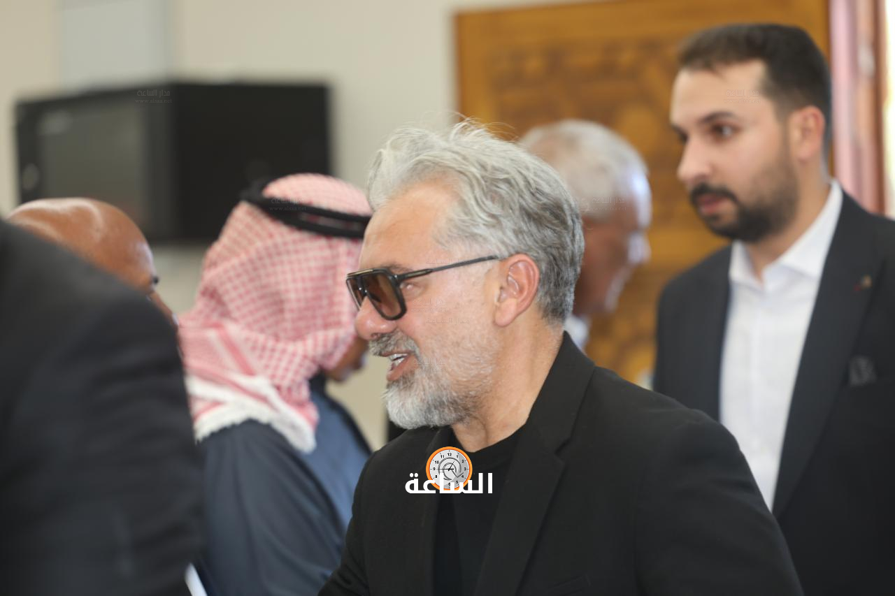 Madar Al-Saa Images 0.18851671041601614