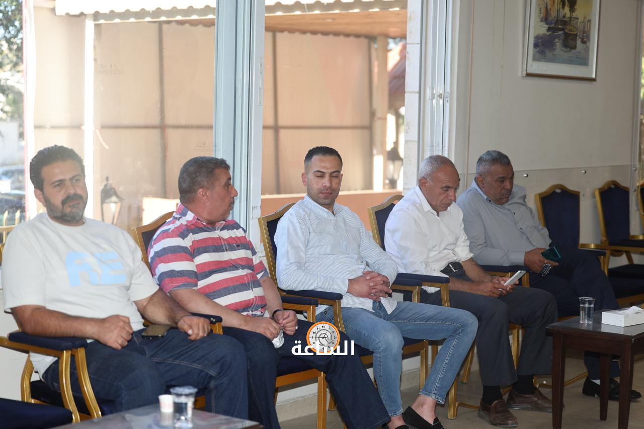 Madar Al-Saa Images 0.2627428363787796