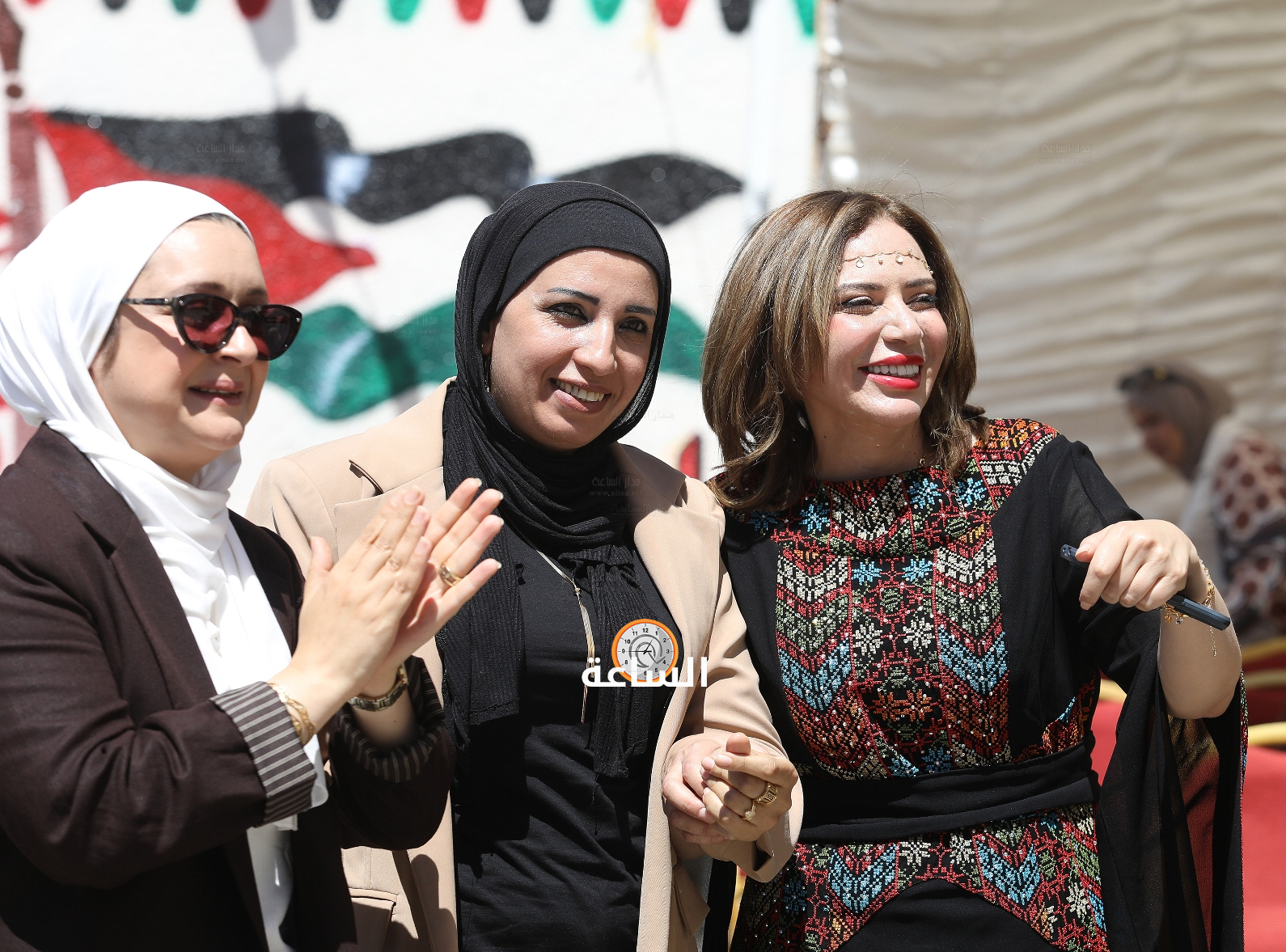 Madar Al-Saa Images 0.8958712158540711