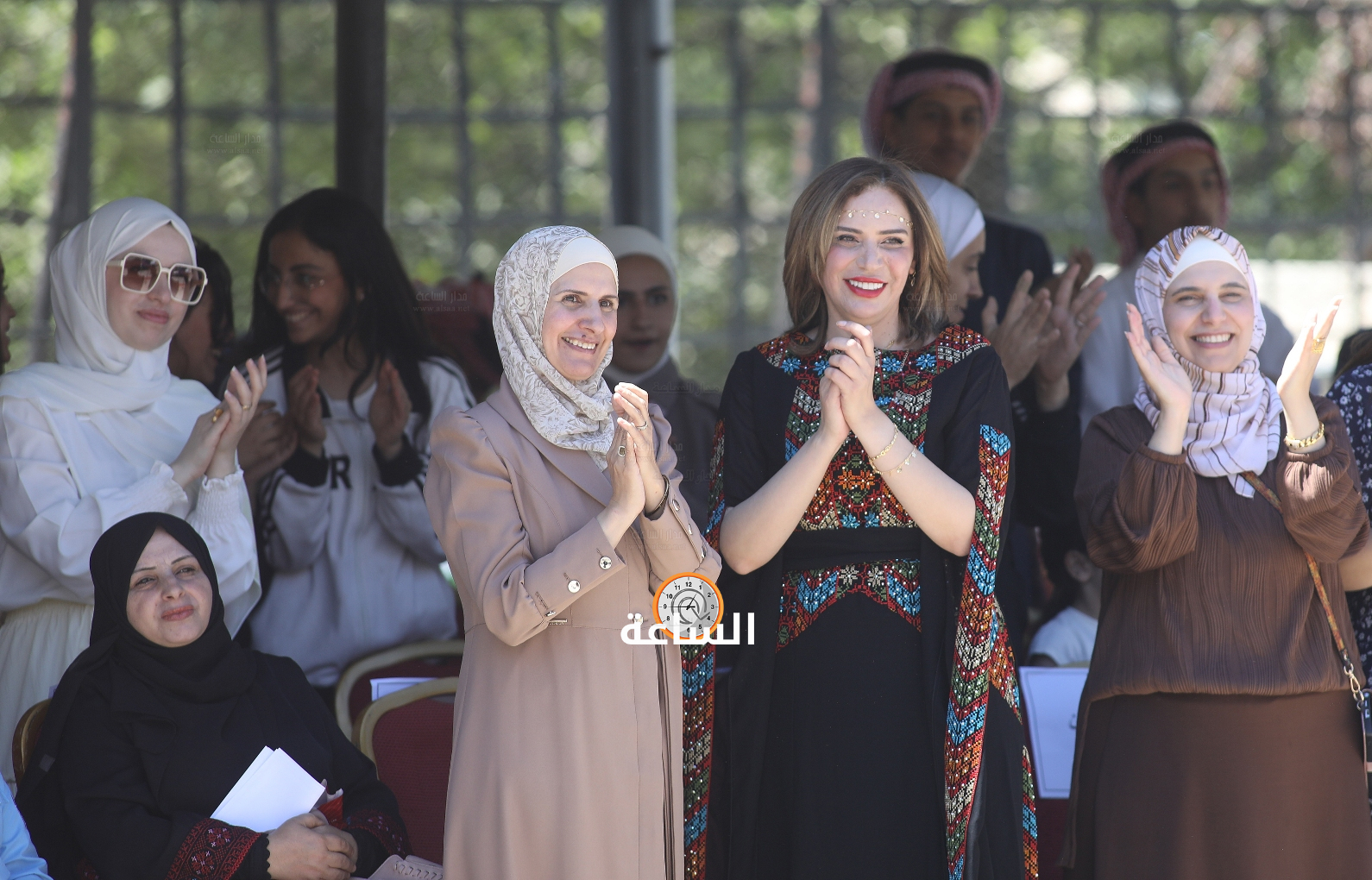 Madar Al-Saa Images 0.09178562337542029