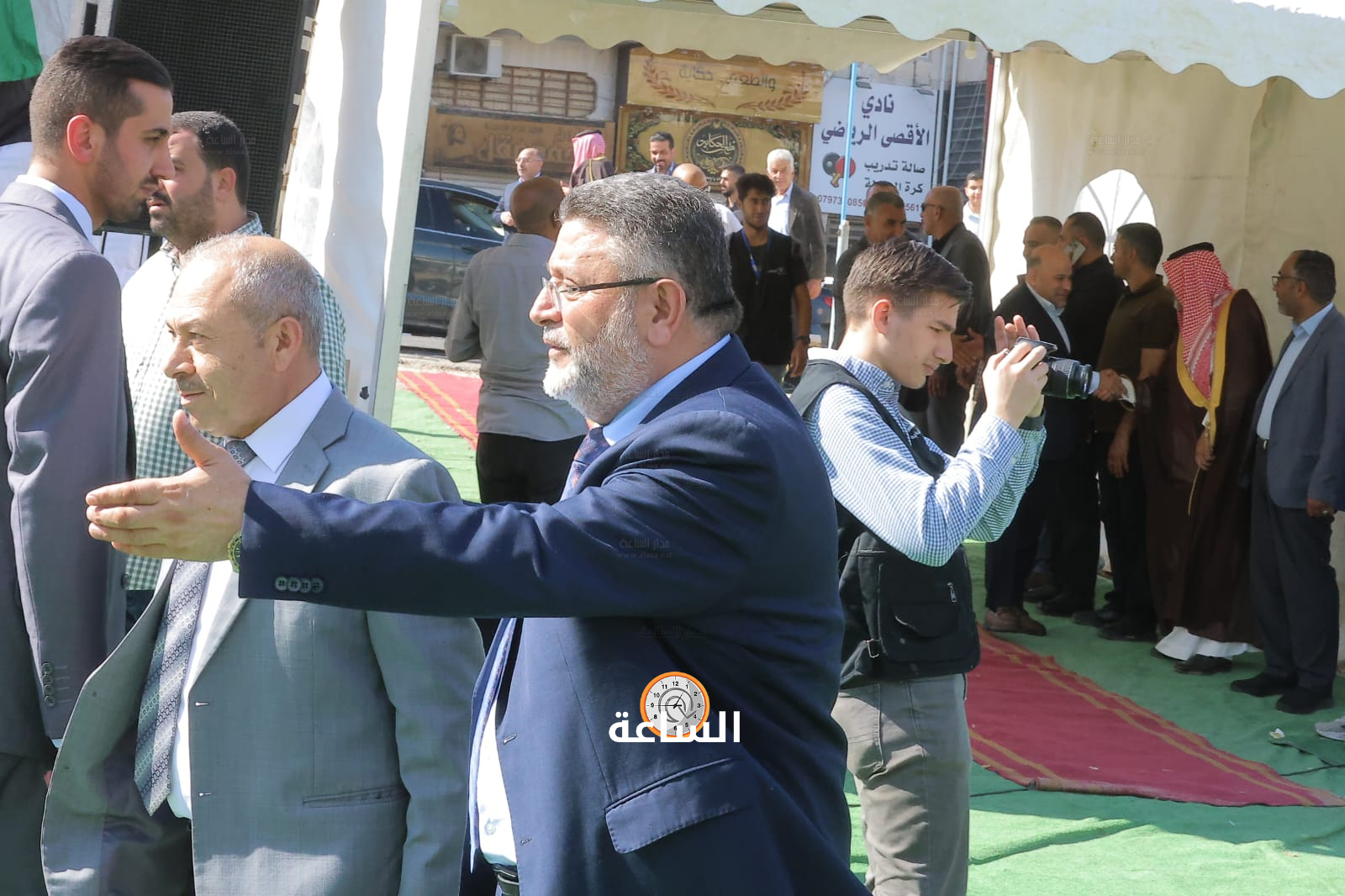 Madar Al-Saa Images 0.7117548091958333