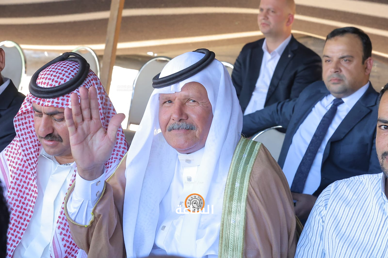 Madar Al-Saa Images 0.9404261393358389