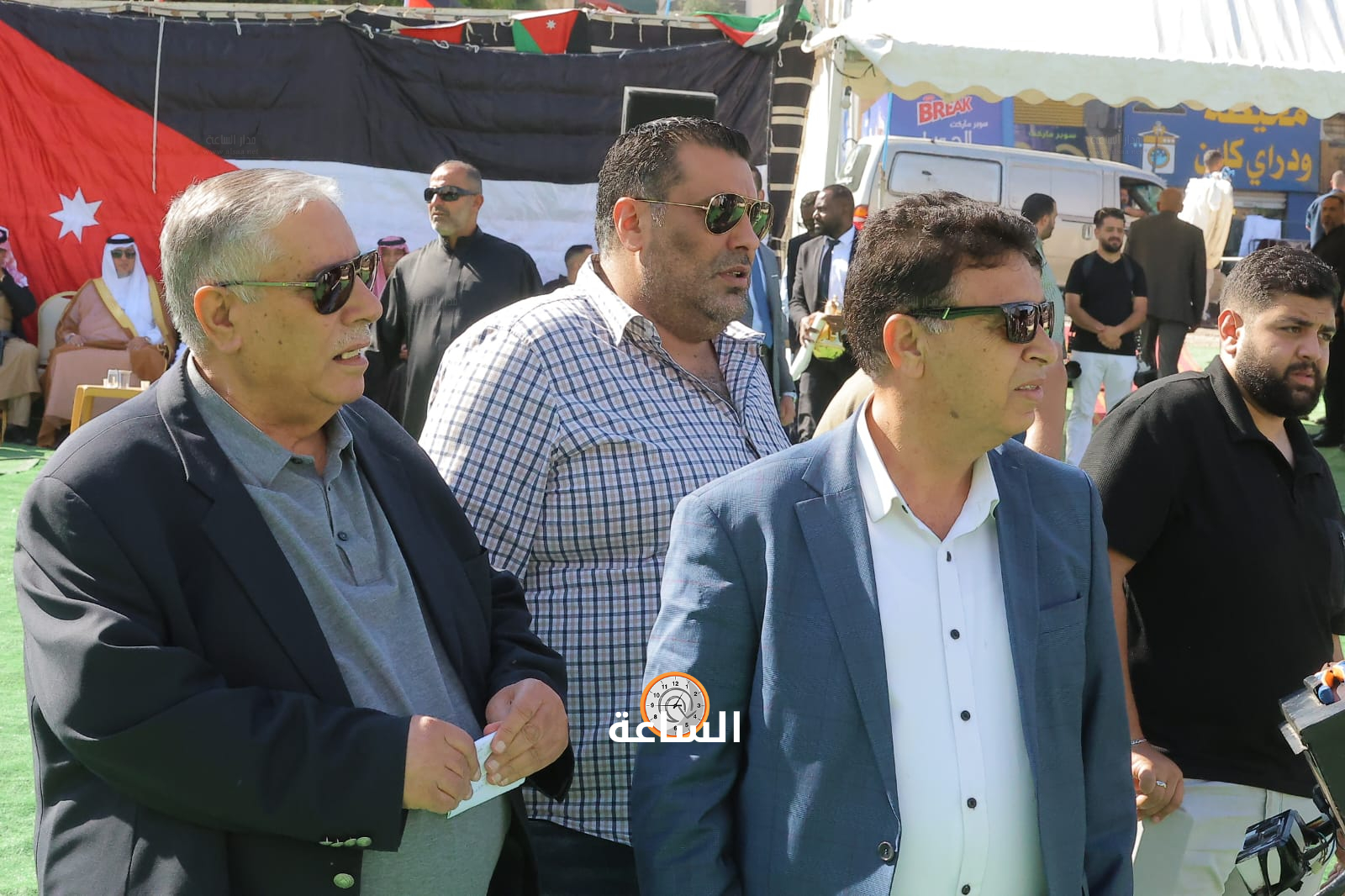 Madar Al-Saa Images 0.8690544231584231