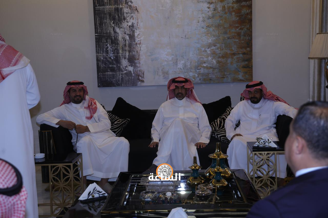 Madar Al-Saa Images 0.2098509866364735