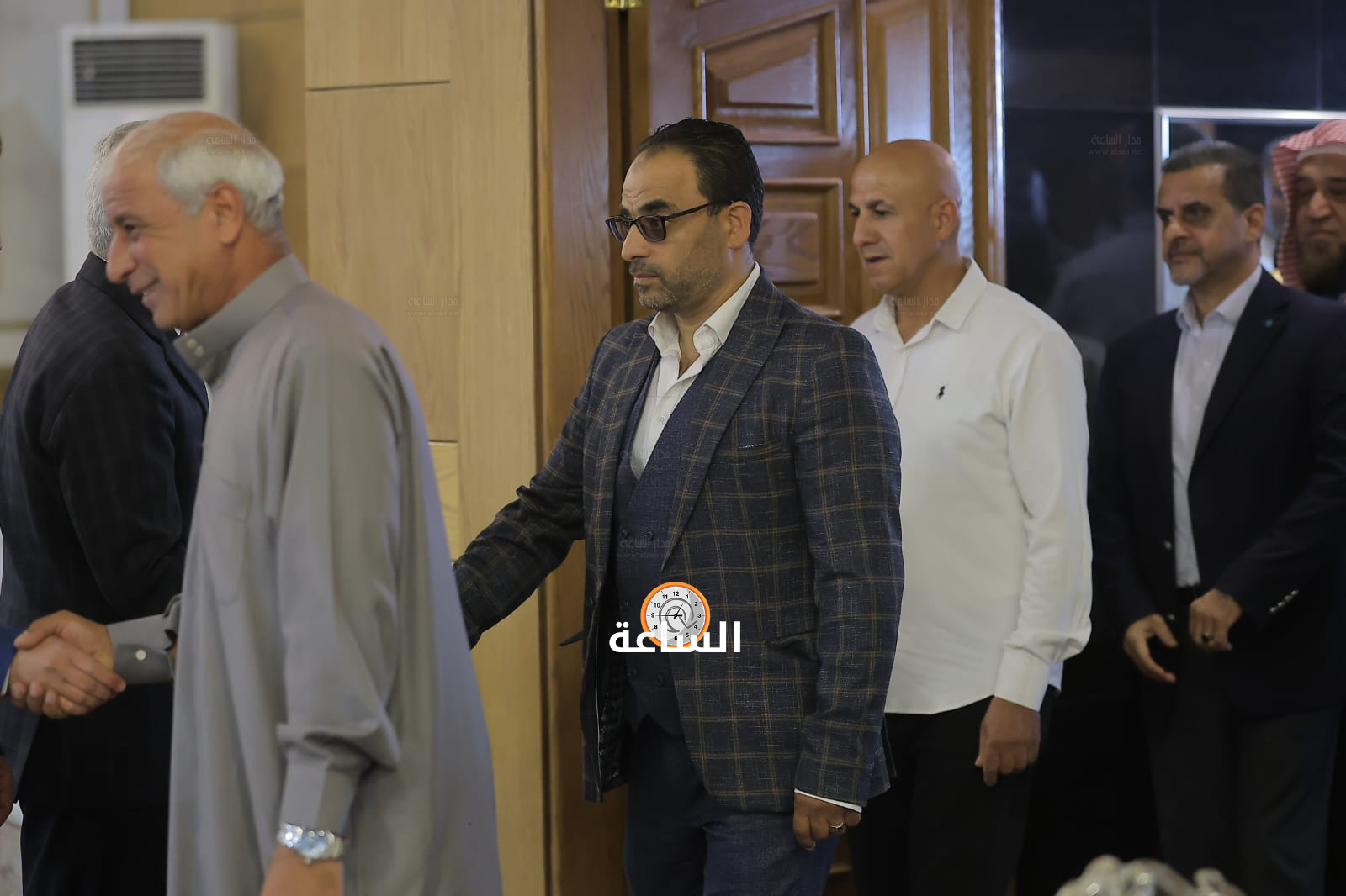 Madar Al-Saa Images 0.4935907120447779