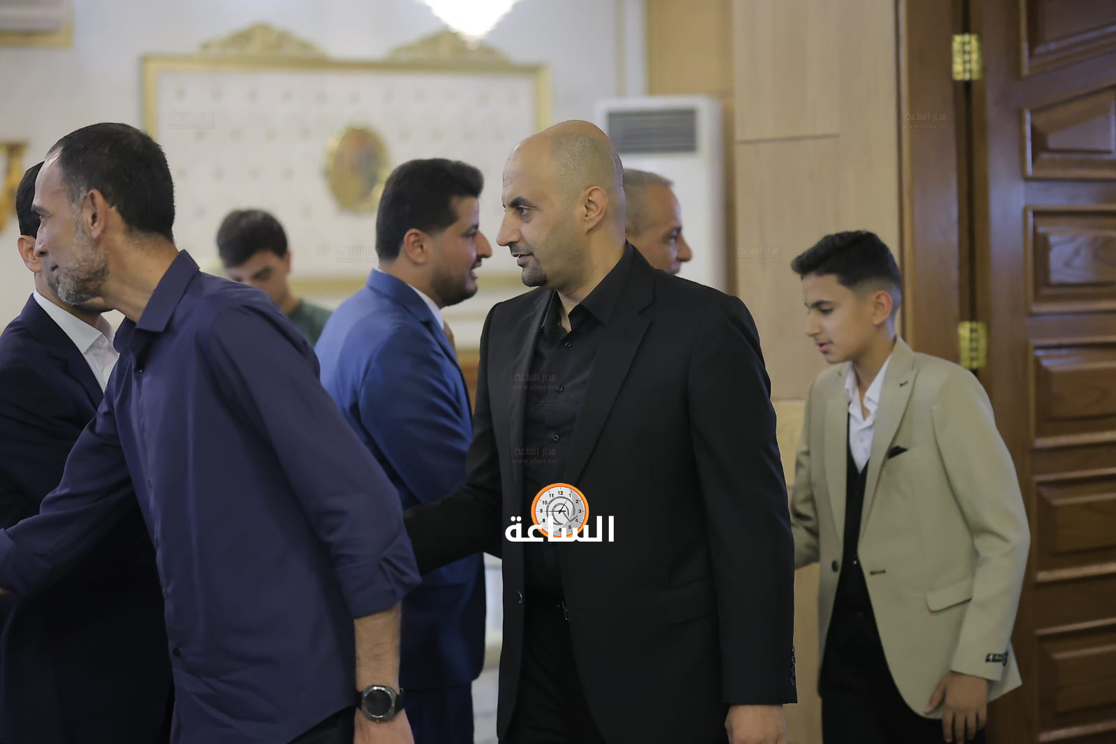 Madar Al-Saa Images 0.7289545037098698