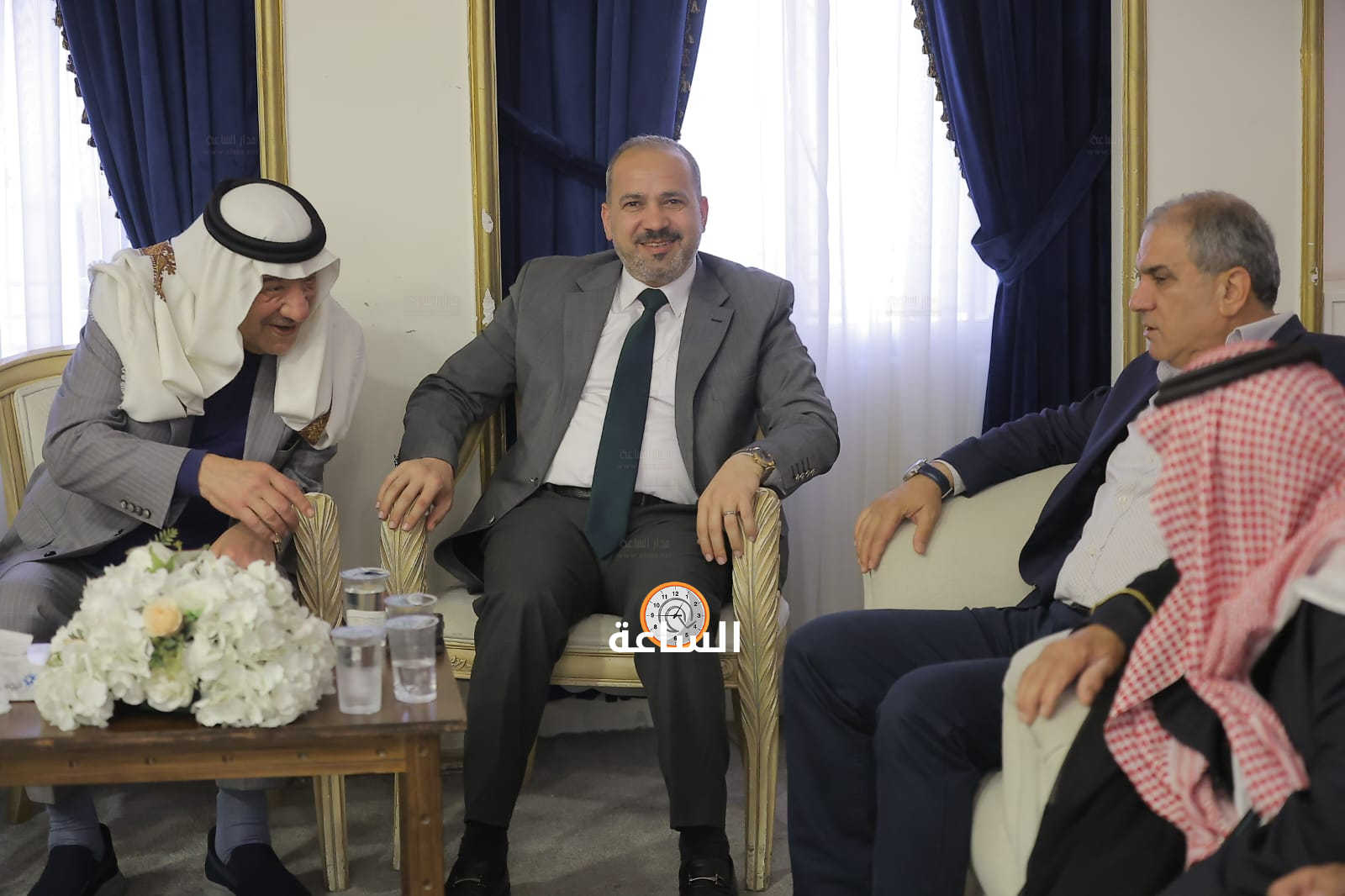 Madar Al-Saa Images 0.3708296883901523
