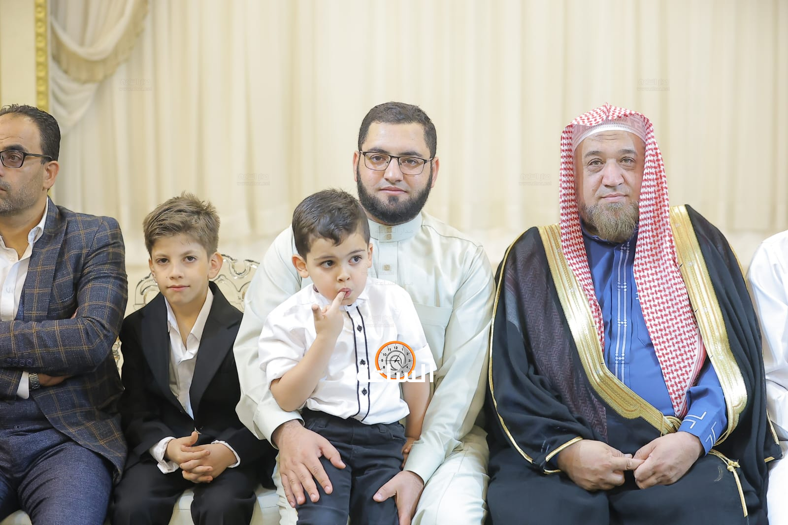 Madar Al-Saa Images 0.7358345408437293