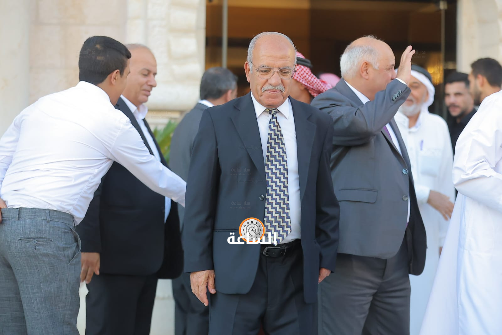Madar Al-Saa Images 0.4896732423589981