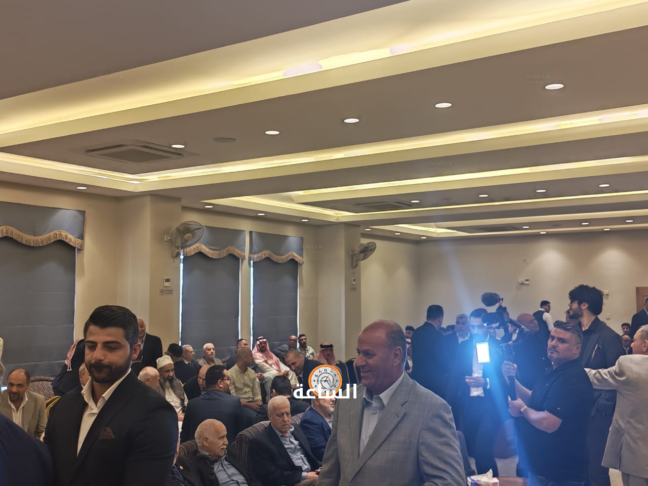 Madar Al-Saa Images 0.0001638684780946864
