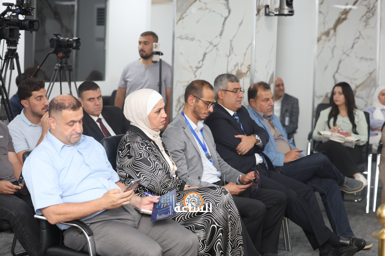Madar Al-Saa Images 0.7679703072204681