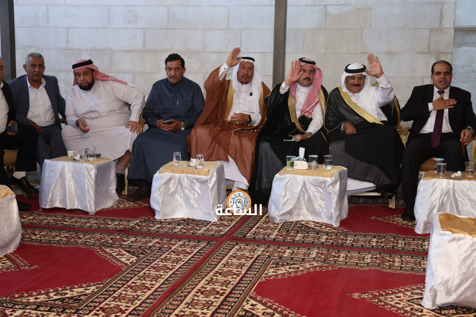 Madar Al-Saa Images 0.6685133806062005