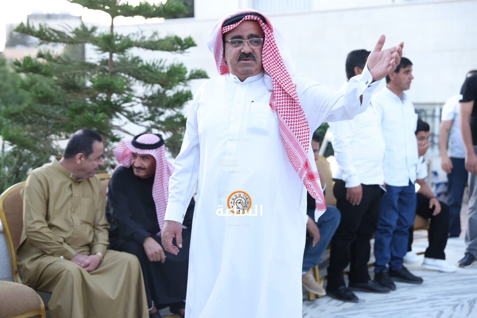 Madar Al-Saa Images 0.15707926039592324