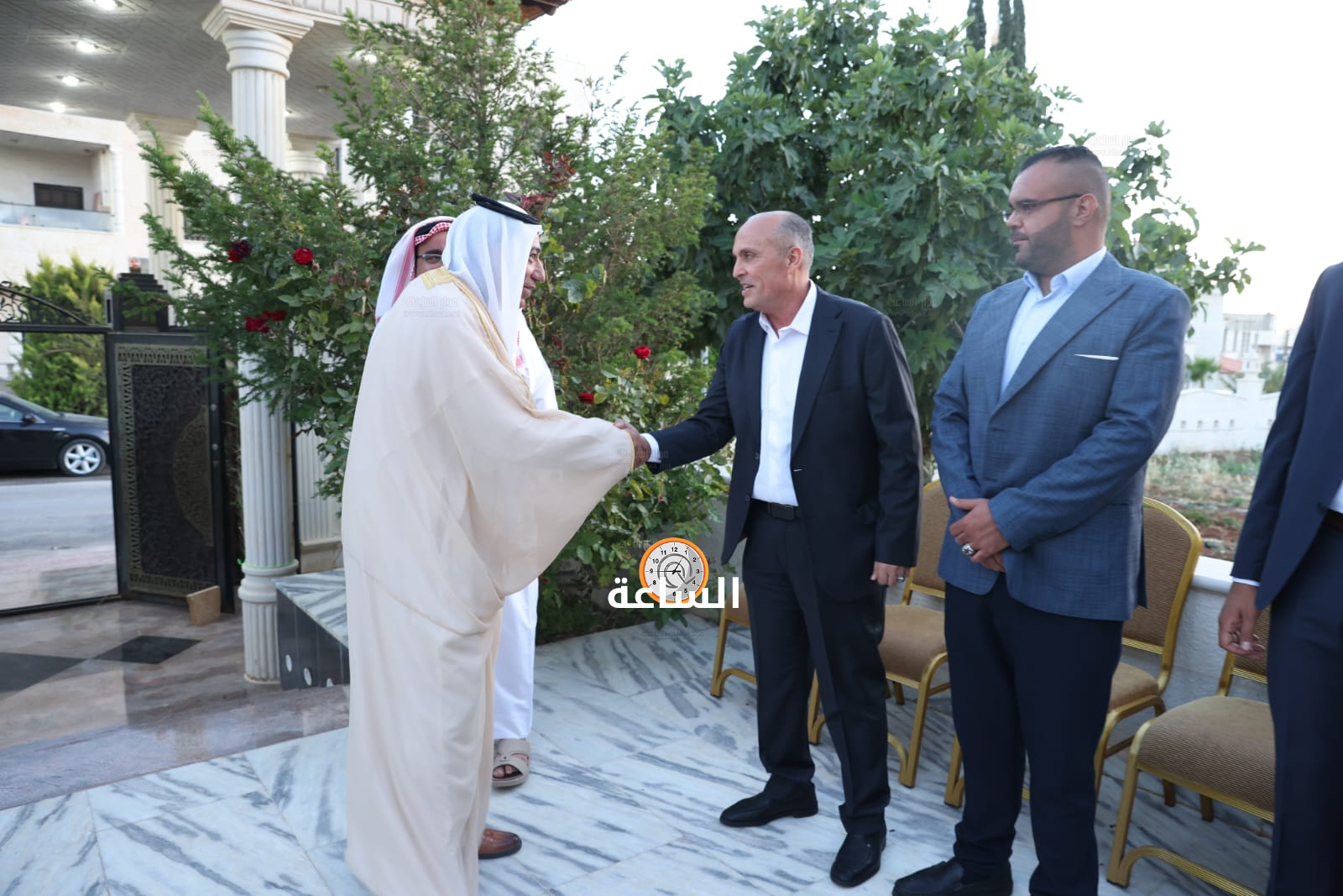 Madar Al-Saa Images 0.14264938127196936