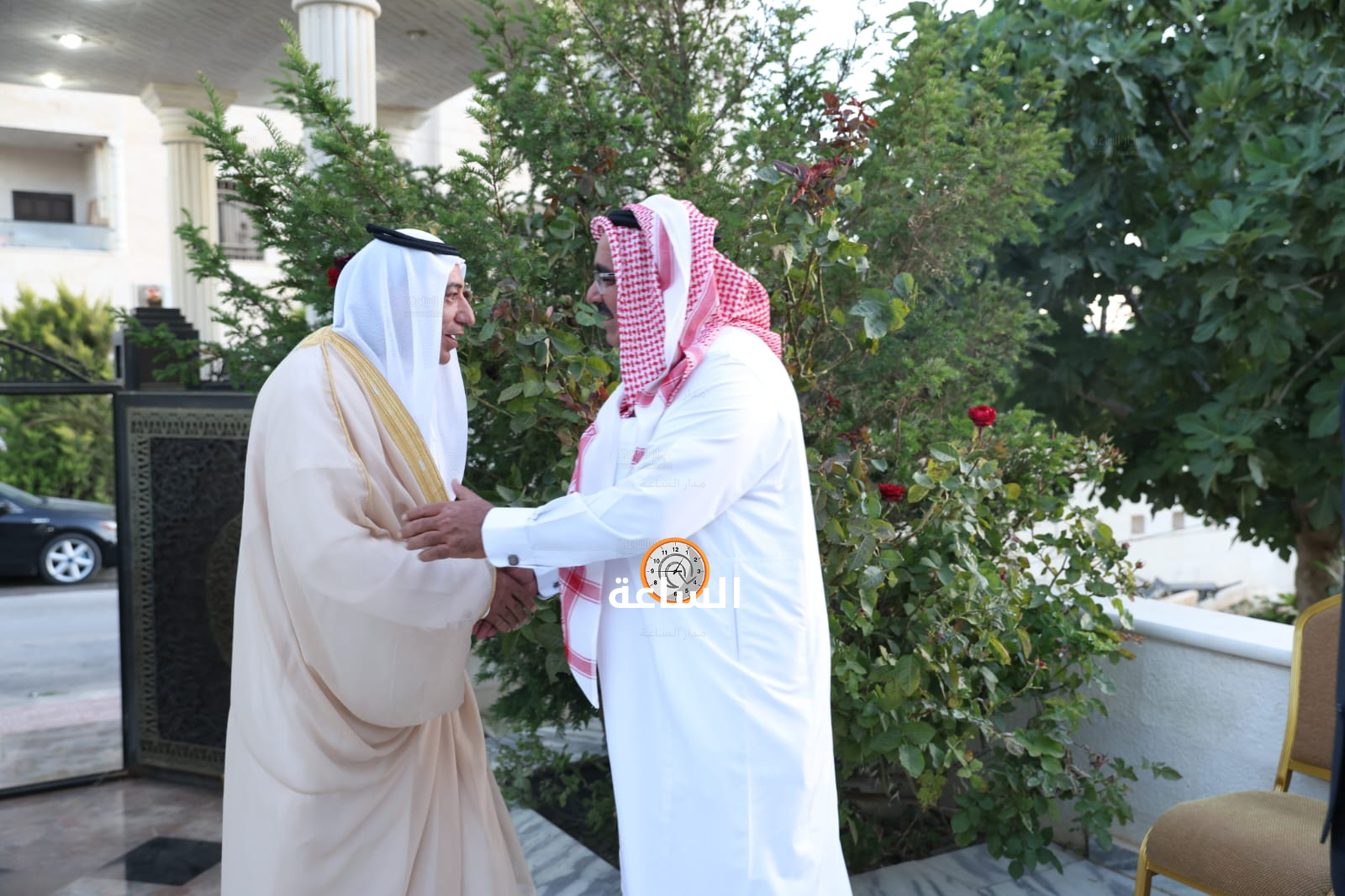 Madar Al-Saa Images 0.13097119400124124