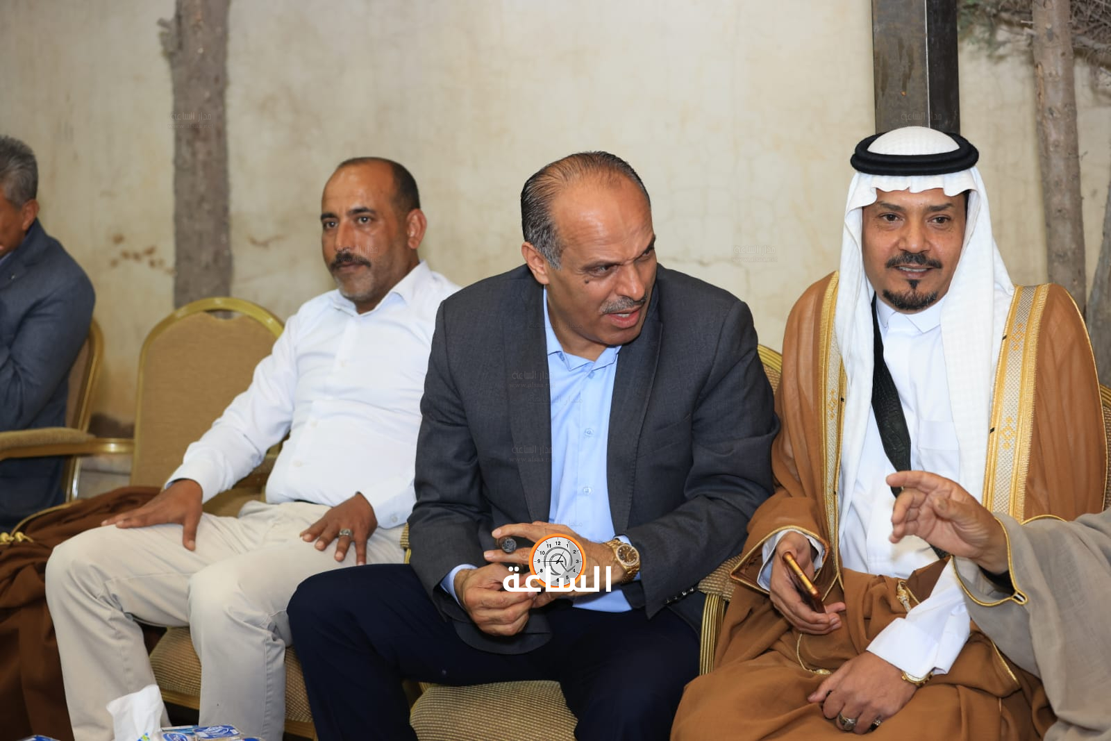 Madar Al-Saa Images 0.9258411039616468